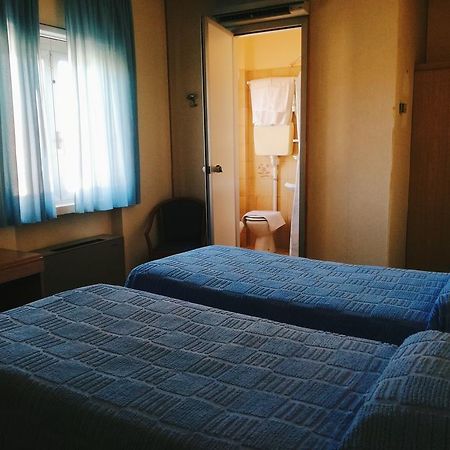 Hotel Astoria Altopascio Bagian luar foto