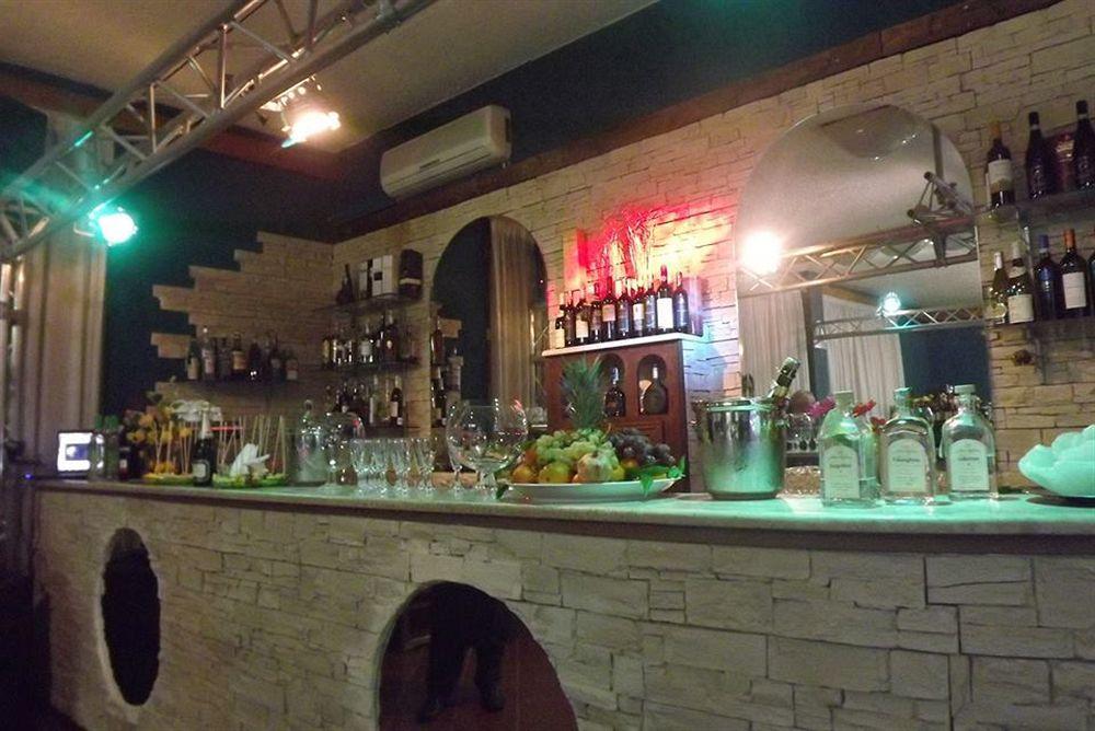 Hotel Astoria Altopascio Bagian luar foto